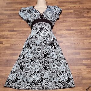 Papillon Mint Green & Brown Dress Size Medium